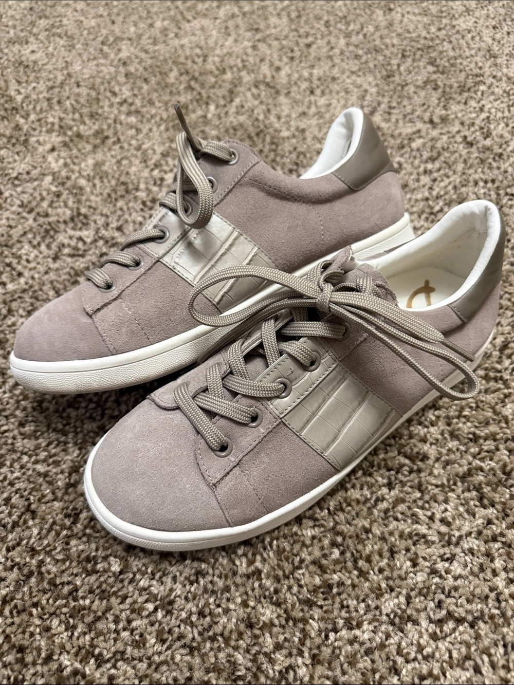 Sam Edelman Sneakers Size 8 Womens Marquette Taupe Gray Suede Leather Croc Panel